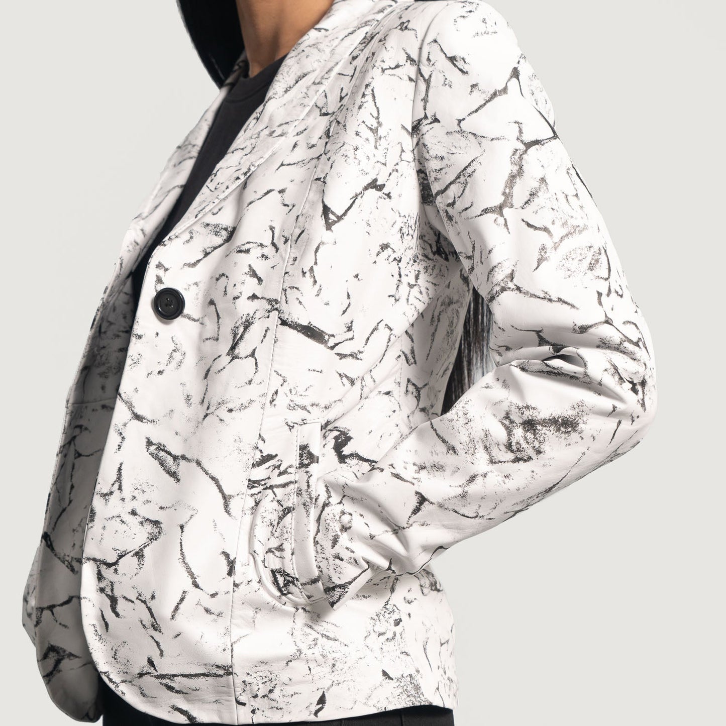 Donna Blake White Leather Blazer SH616