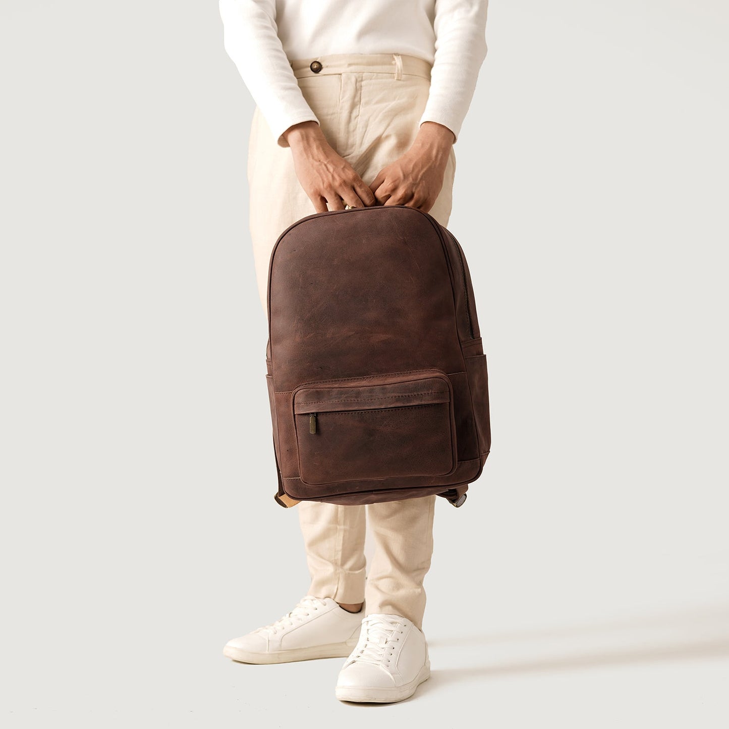 The Philos Vintage Distressed Brown Leather