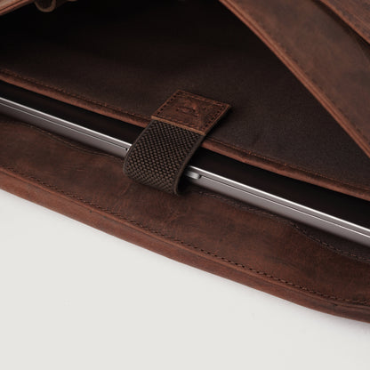 The Carismatico Vintage Distressed Brown Leather 