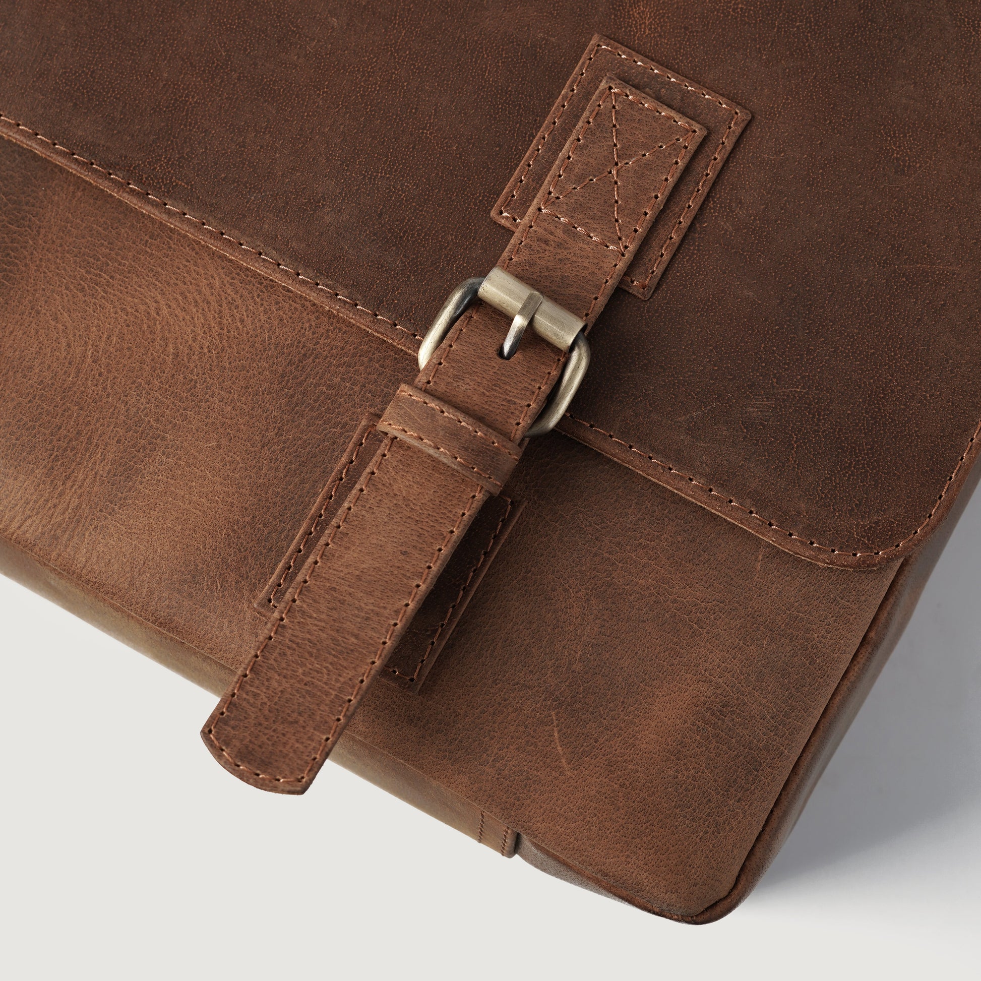The Cristoph Vintage Tan Leather