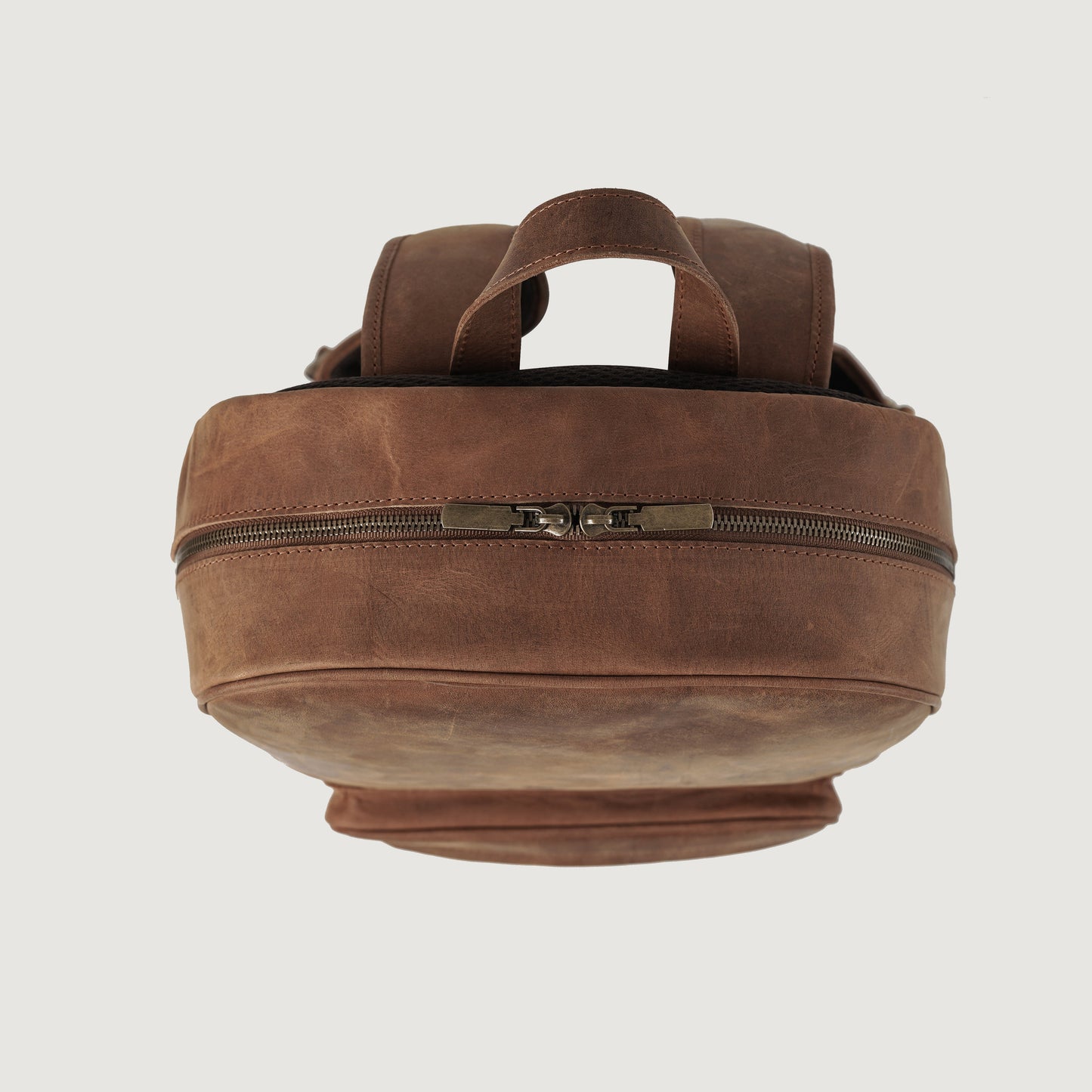 The Philos Vintage Tan Leather