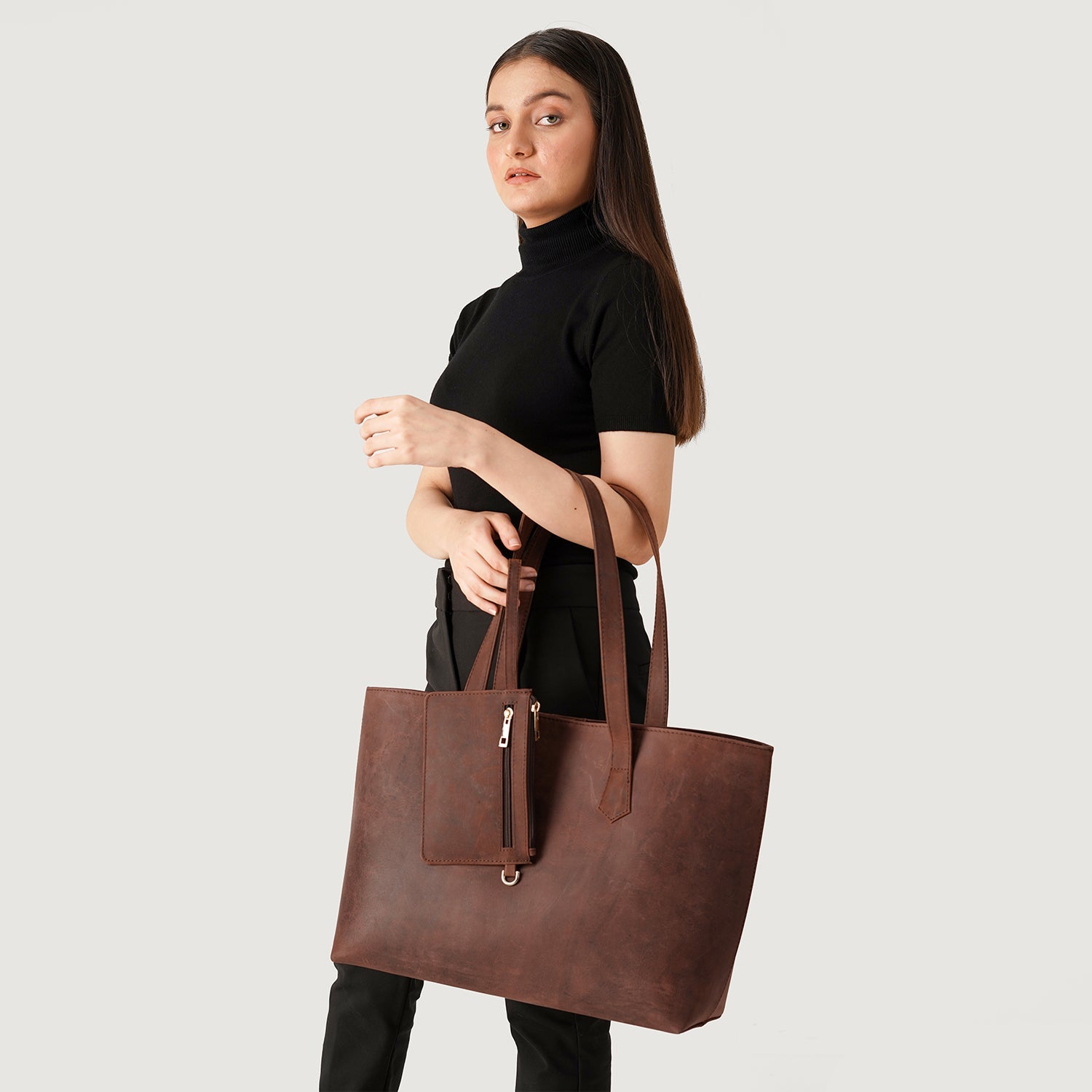 The Bianca Vintage Distressed Brown Leather