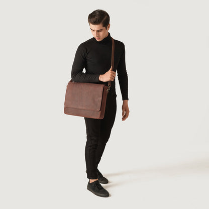 The Carismatico Vintage Distressed Brown Leather 