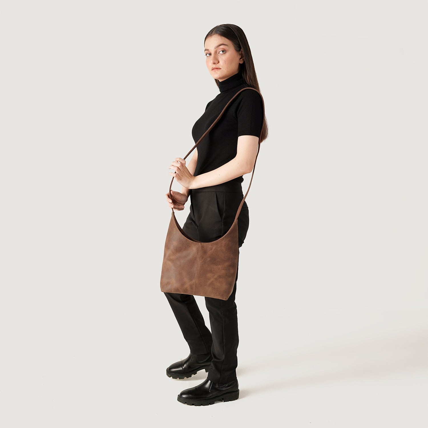 The Stefani Vintage Tan Brown Leather